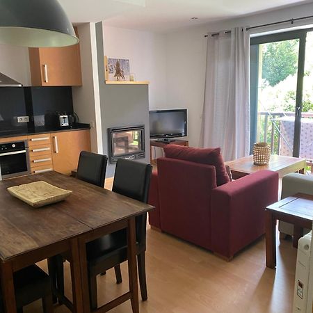 Apartament Hug Roger Valencia D'Aneu Kültér fotó