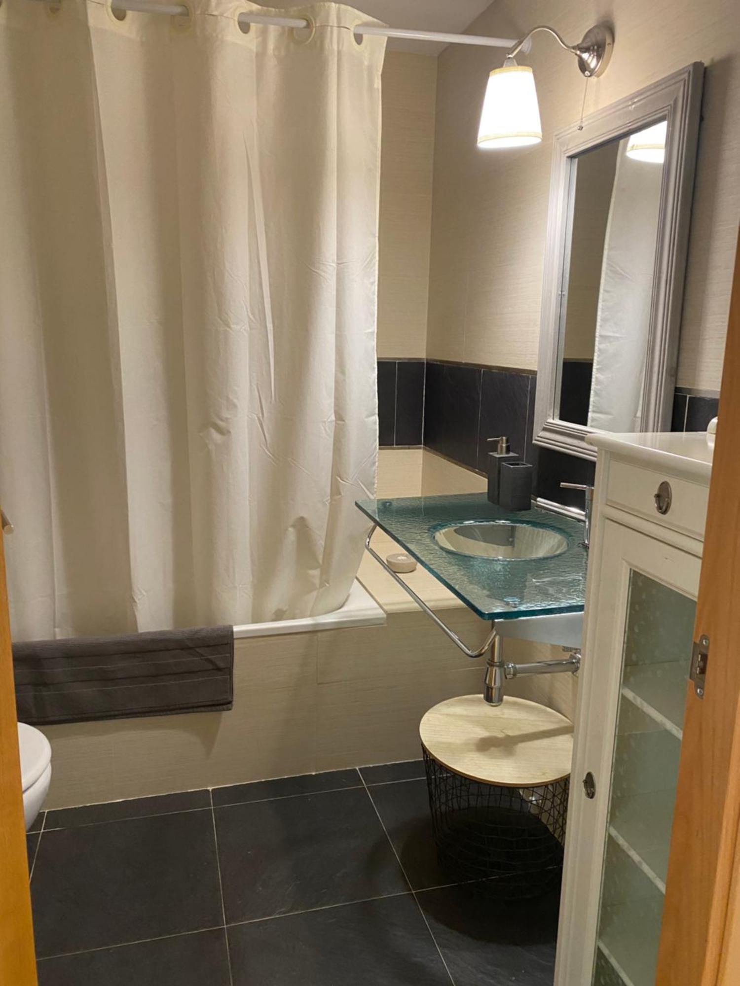 Apartament Hug Roger Valencia D'Aneu Kültér fotó